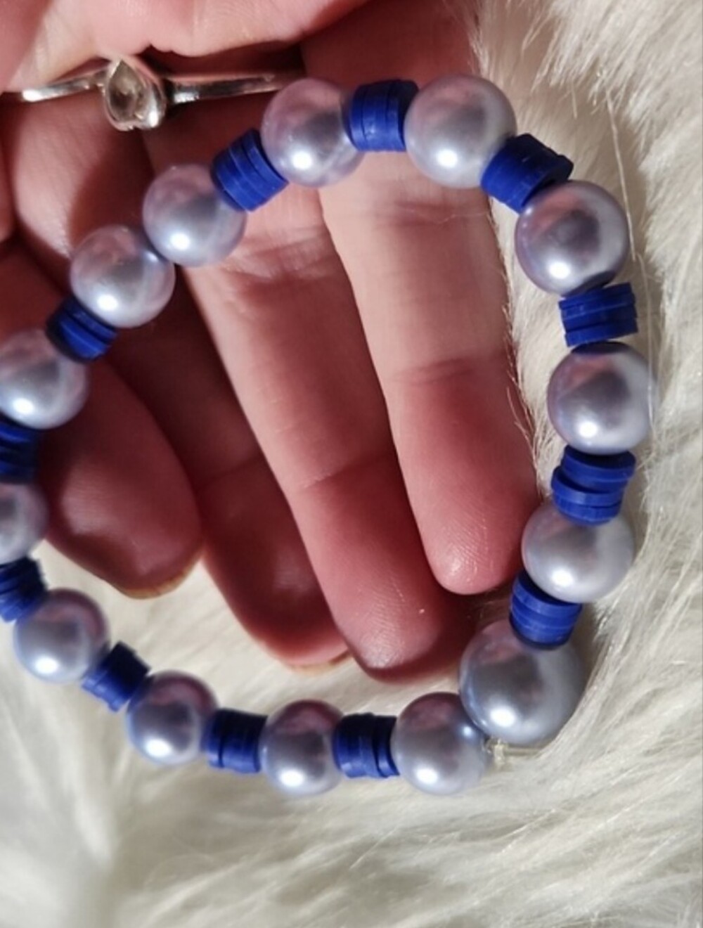 Classic Pearl and Blue Bead Stretch Bracelet - Unbranded